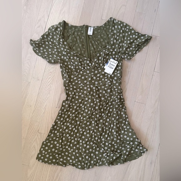 Abound olive vintage dress sz small - Picture 2 of 4